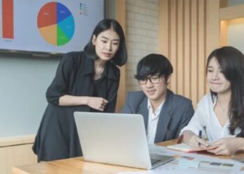 SDM di Tengah Perubahan Bisnis: Siapa yang Siap, Dia yang Bertahan