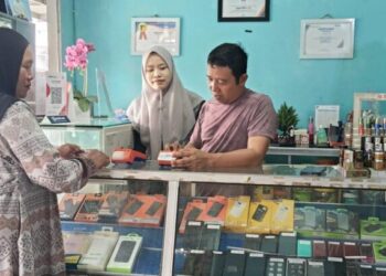 BRILink Agen Ijay Hadirkan Inklusi Keuangan, Dekatkan Bantuan Sosial kepada 2.000 Penerima Manfaat di Desa Jelapat Batola Kalsel