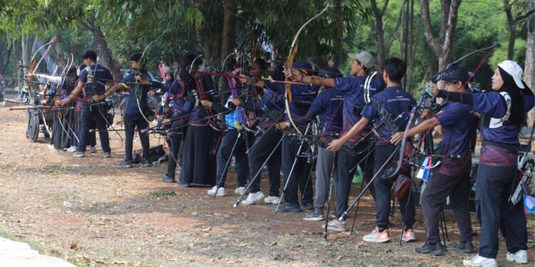 Syahara Khoerunisa Matangkan Bidikan, Atlet Panahan Tangsel Bidik Prestasi di Porprov 2026