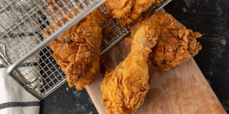 Kalori Ayam Goreng Ternyata Bisa Tembus 364 kkal, Ini Bagian yang Paling Tinggi