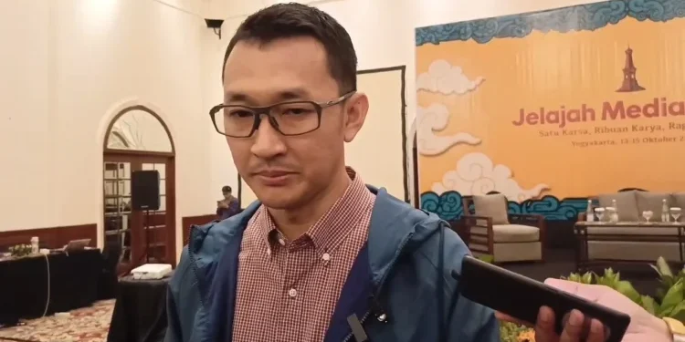 KPK Sita Uang Rp1,4 Miliar dan Emas dalam OTT di BNPB, 14 Orang Ditangkap